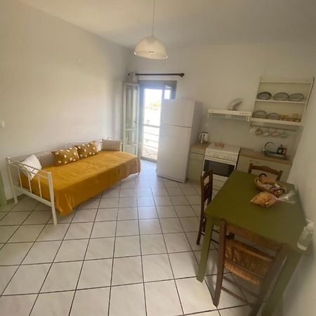 Ferienwohnung Amnia Agios Romanos Exterior foto