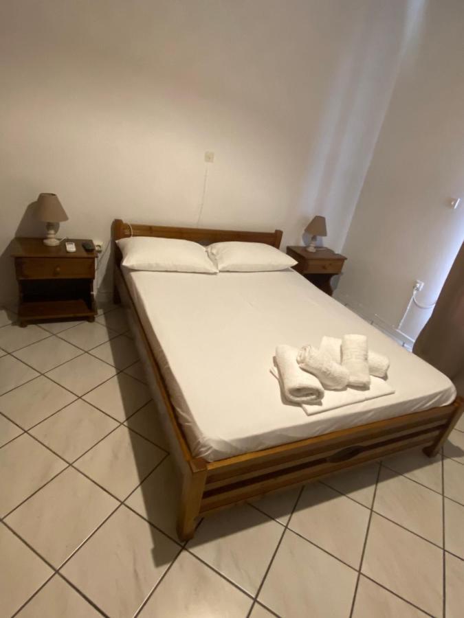 Ferienwohnung Amnia Agios Romanos Exterior foto