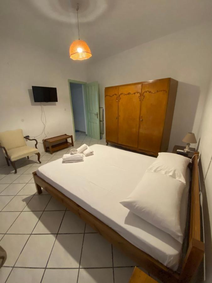 Ferienwohnung Amnia Agios Romanos Exterior foto
