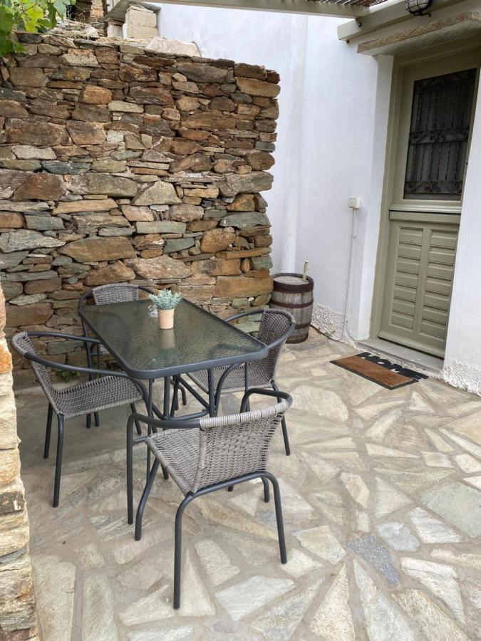 Ferienwohnung Amnia Agios Romanos Exterior foto