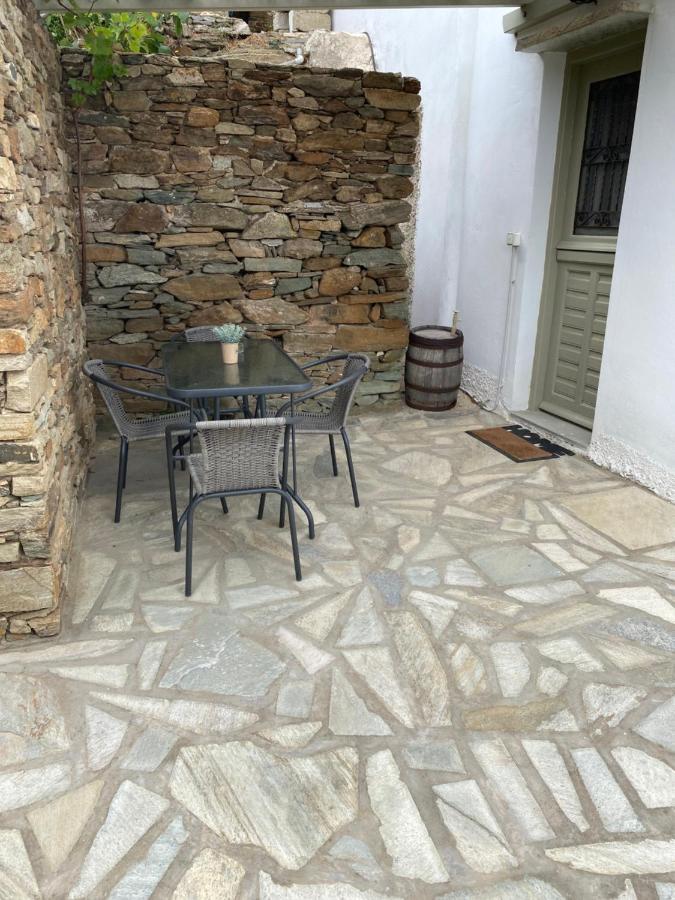 Ferienwohnung Amnia Agios Romanos Exterior foto